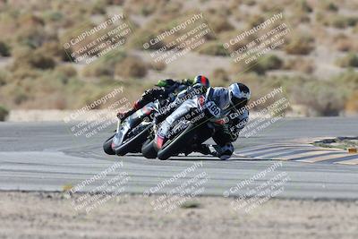 media/Oct-05-2025-CVMA (Sun) [[beeef4f201]]/Race 2-Supersport Middleweight/